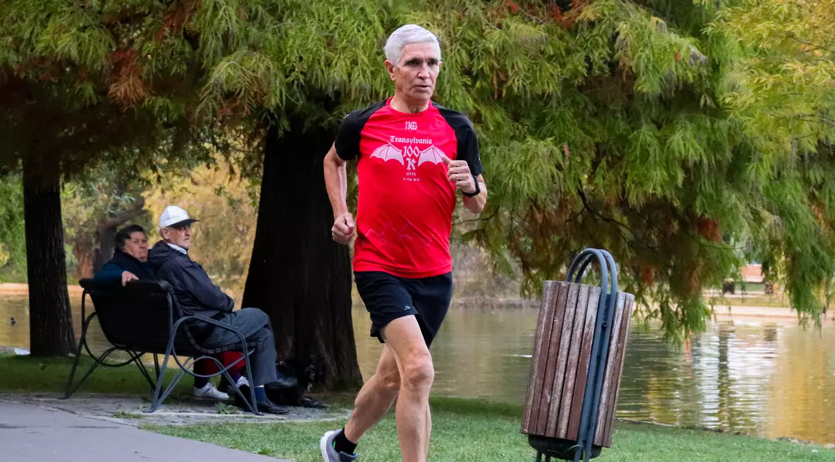 Ultramaratonist la 70 de ani: O vizită la medic l-a făcut pe Stan Turcu să se apuce de alergat