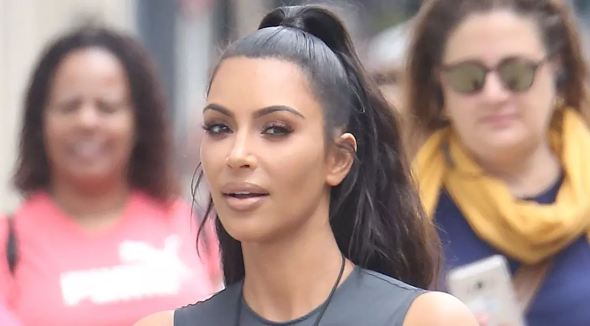 Kim Kardashian se simte sub presiunea soțului. Ce îi cere Kanye West