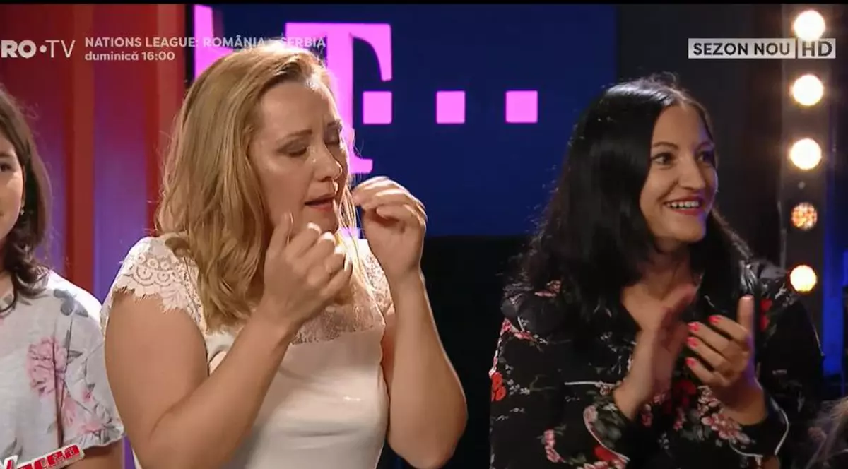Cu cine a venit Elena Lasconi la Vocea României. A început să plângă de emoție | FOTO