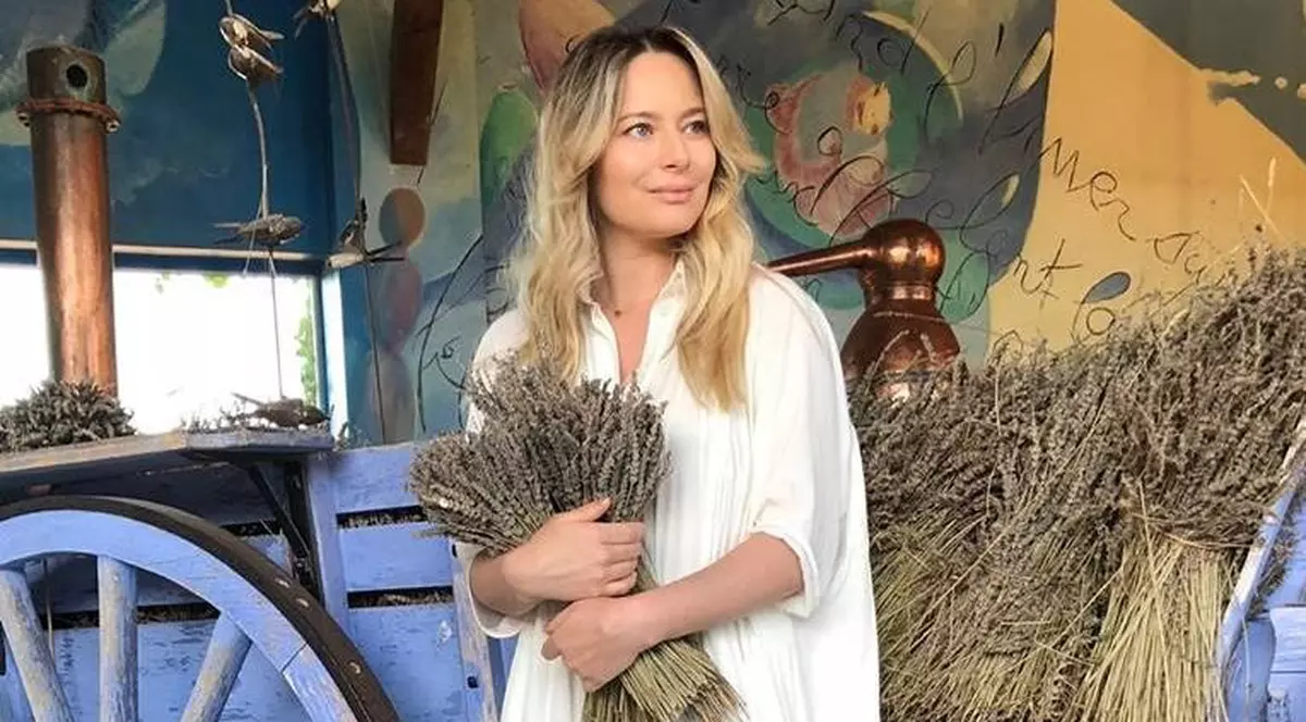 Laura Cosoi, în vizorul Iuliei Albu. "Felul obsesiv-compulsiv în care își..."