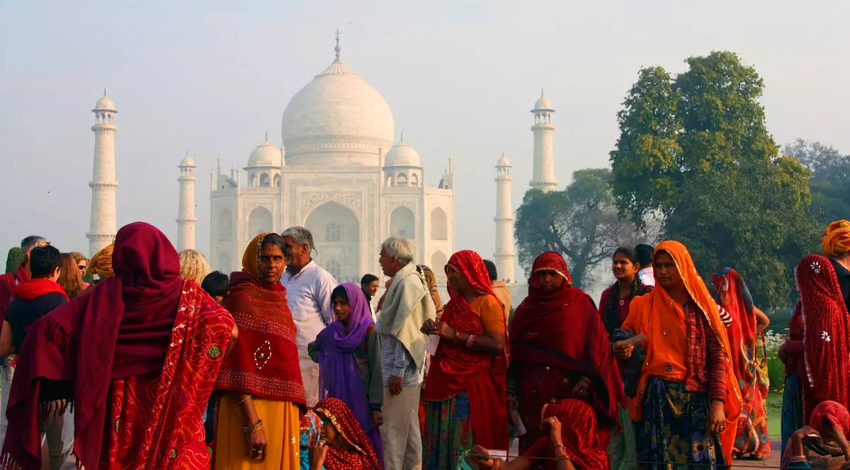 (P) India, ținutul sfânt și contrastant al lumii