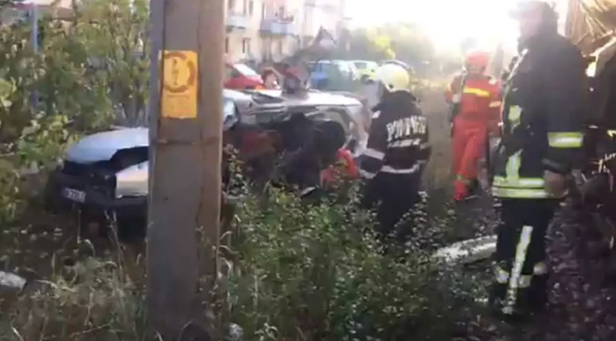 Mașină lovită de tren în LugojMașină lovită de tren în Lugoj
