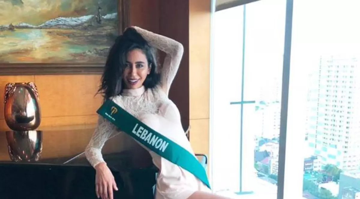 O concurentă de la miss earth a rămas fără marele premiu