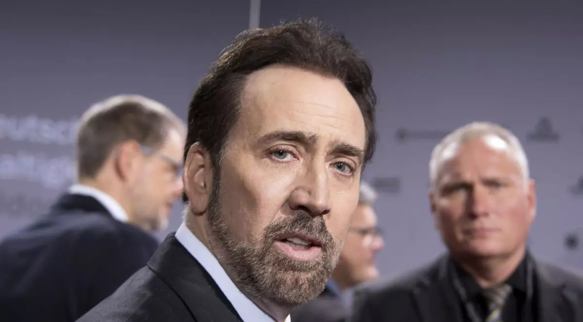 Fosta soţie a lui Nicolas Cage îi cere bani actorului