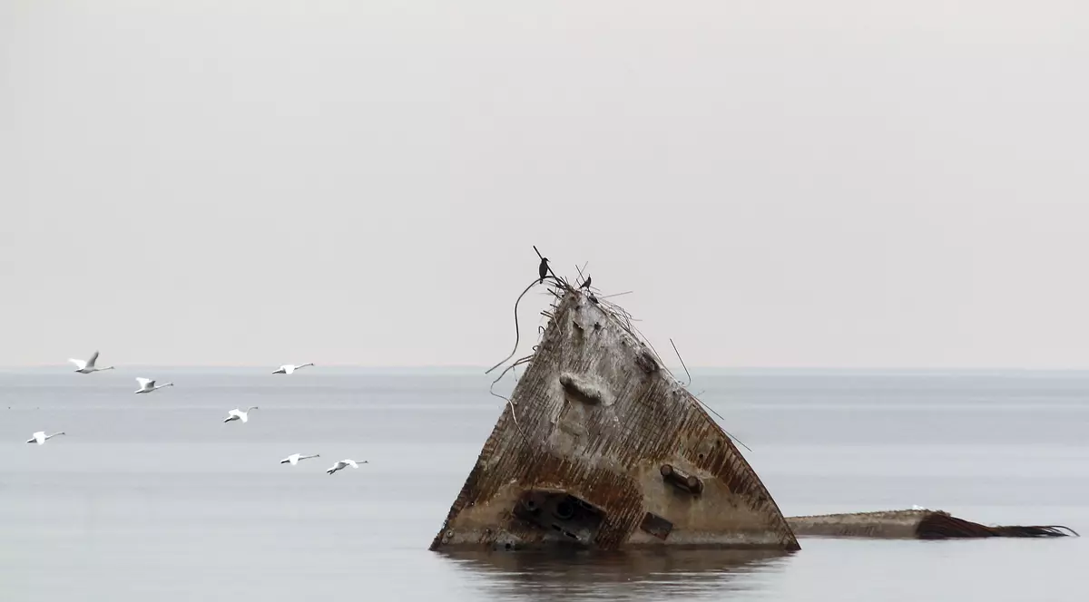 O navă s-a scufundat în Marea Neagră după ce s-a înclinat brusc