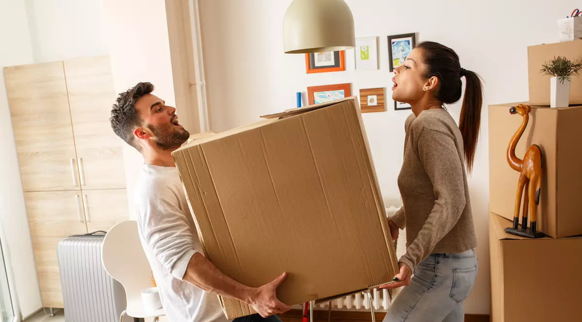 Primele 5 lucruri de care vei avea nevoie încă din prima zi în care te vei muta într-un apartament nou