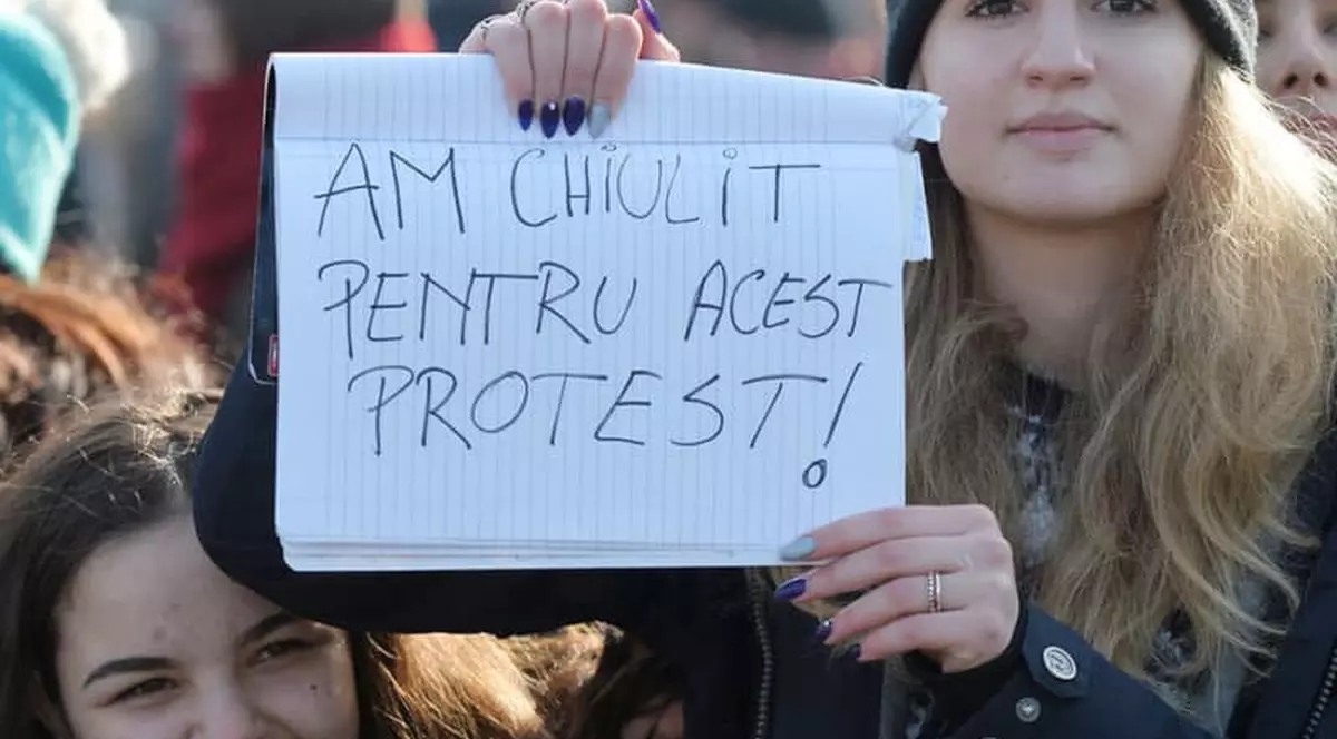Smaranda, a murit la doar 18 ani