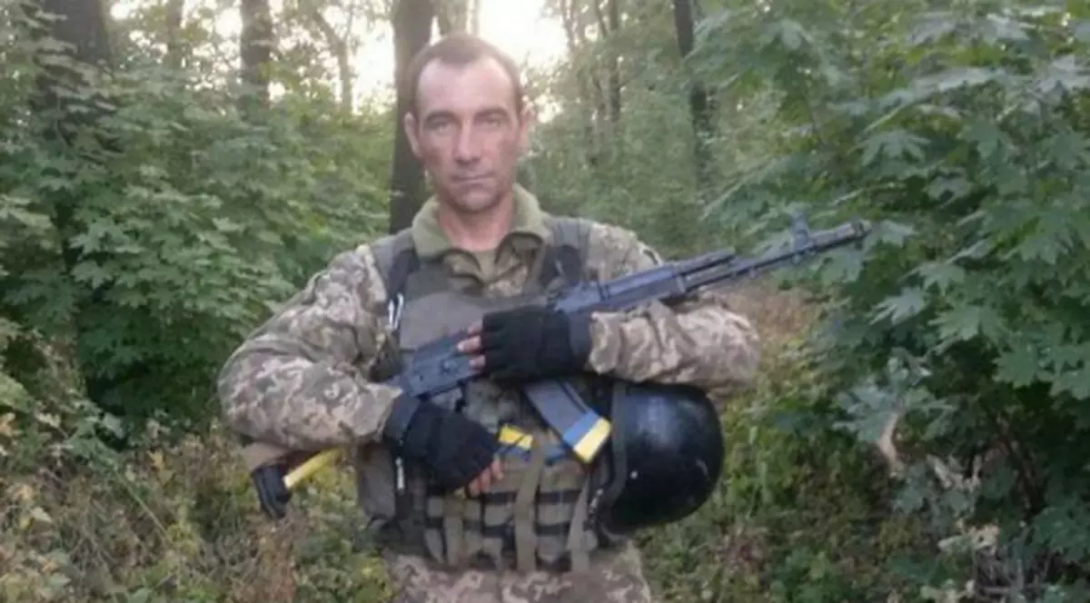 Încă un român a murit pe front! A lăsat orfană o fată care e în clasa a zecea