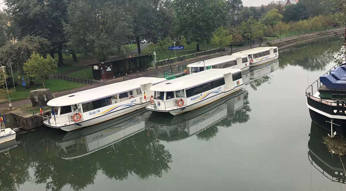 Se reia transportul de pasageri cu vaporașele pe Bega, după 50 de ani. De joi, vor circula trei vaporașe în fiecare zi