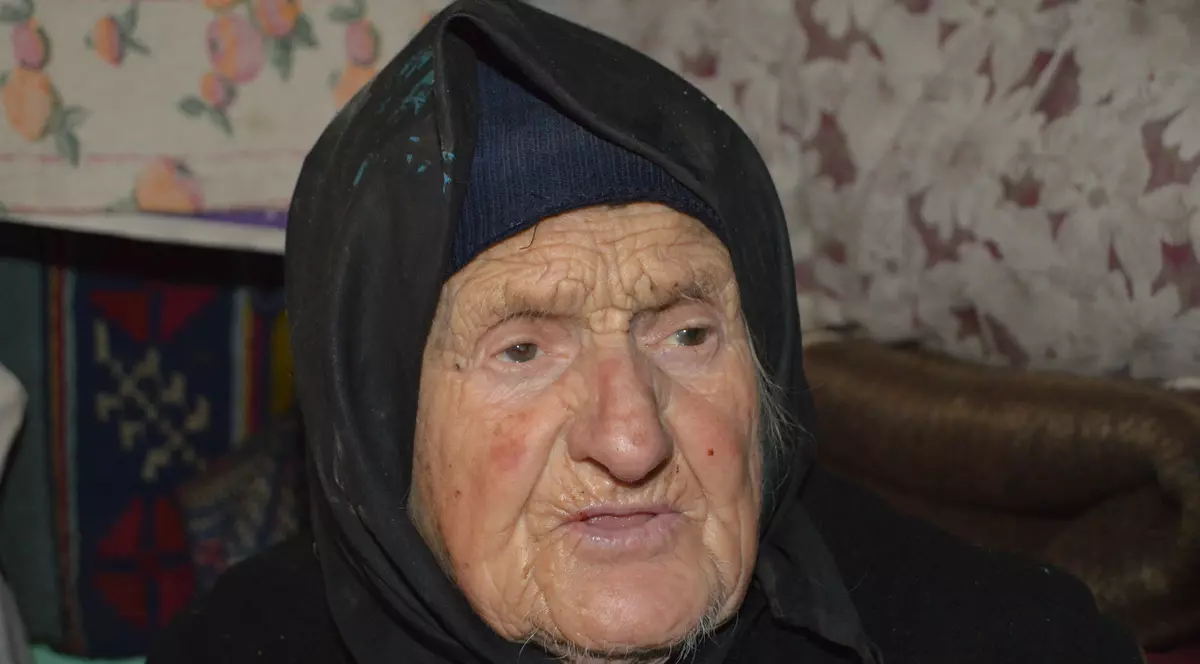 Profira Baciu sărbătorește Ziua Națională cu urechea lipită de radio și are un mesaj pentru guvernanți