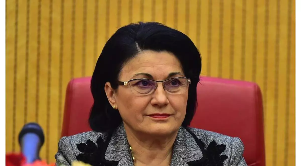 Ecaterina Andronescu ajunge pentru a patra oară ministru al Educaţiei