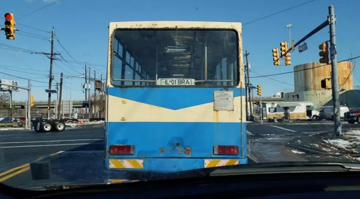Un colecționar american a dus la New Jersey un autobuz de la Fetești. 