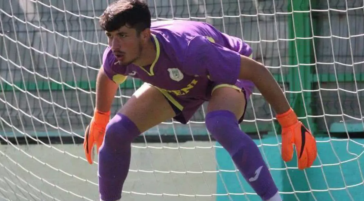 Cine este portarul Valentin Sima