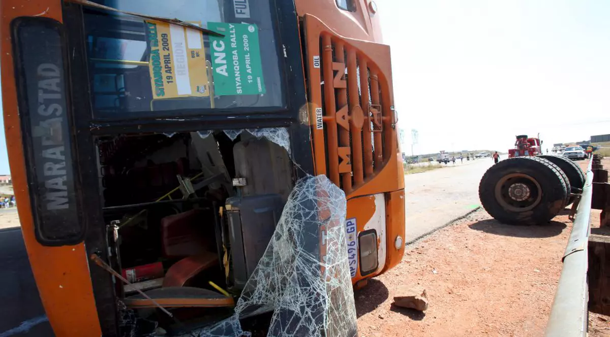 barbatul care si-a facut selfie-uri inainte si dupa un accident