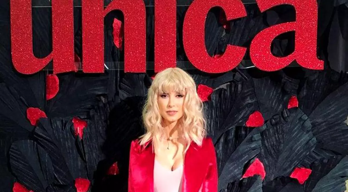 EXCLUSIV/ Andreea Bălan nu vrea să își schimbe garderoba: "E foarte dificil să te îmbraci iarna gravidă fiind!"