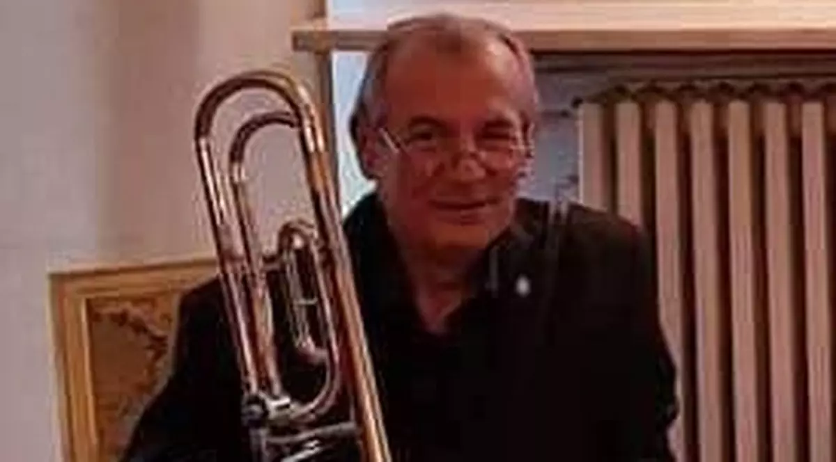 A murit Dogaru Letchin Valentin, membru al celei mai importante formații de acompaniament muzical, Big Band-ul Radio. Ultima sa dorință, și-ar fi dorit să cânte cu Aura Urziceanu