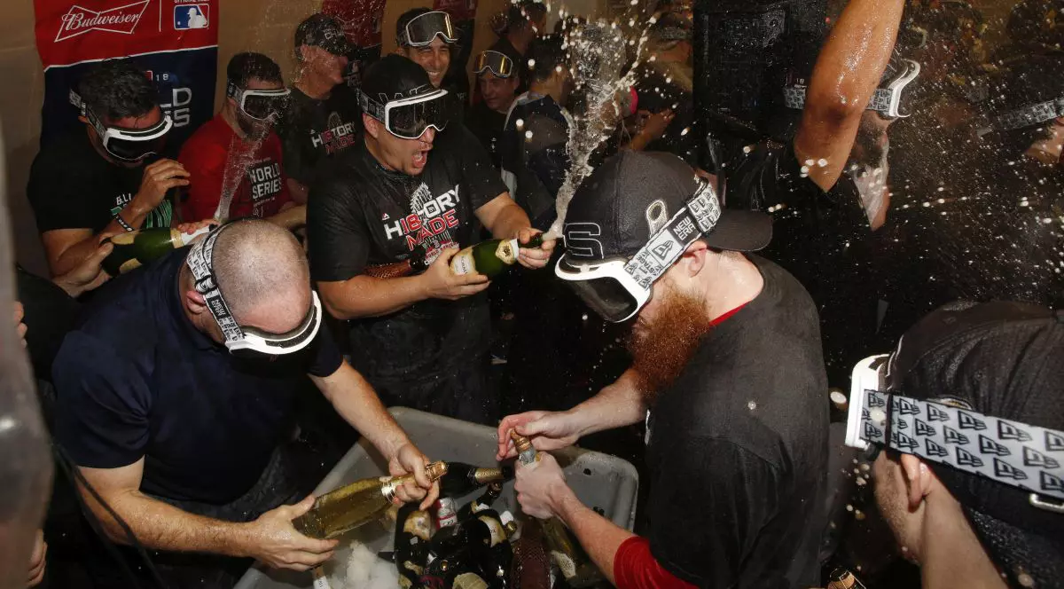 Bacșiș de aproape 200.000 de dolari lăsat după o noapte petrecută în club