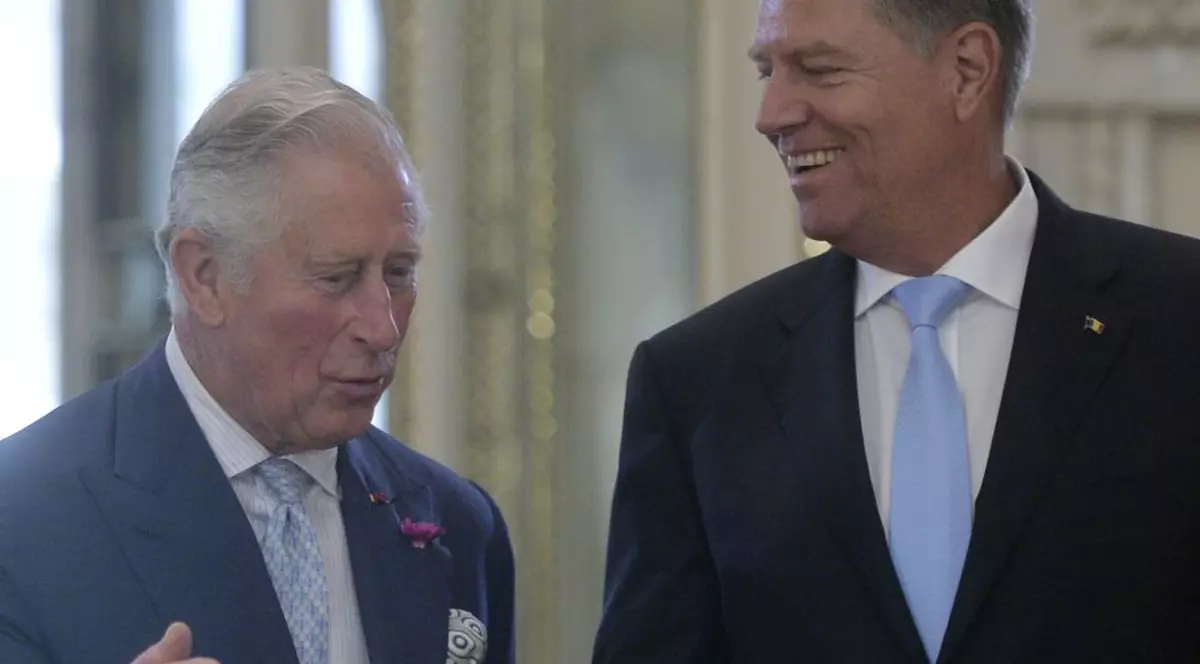 Ce cadou a pregătit Klaus Iohannis de ziua prinţului Charles
