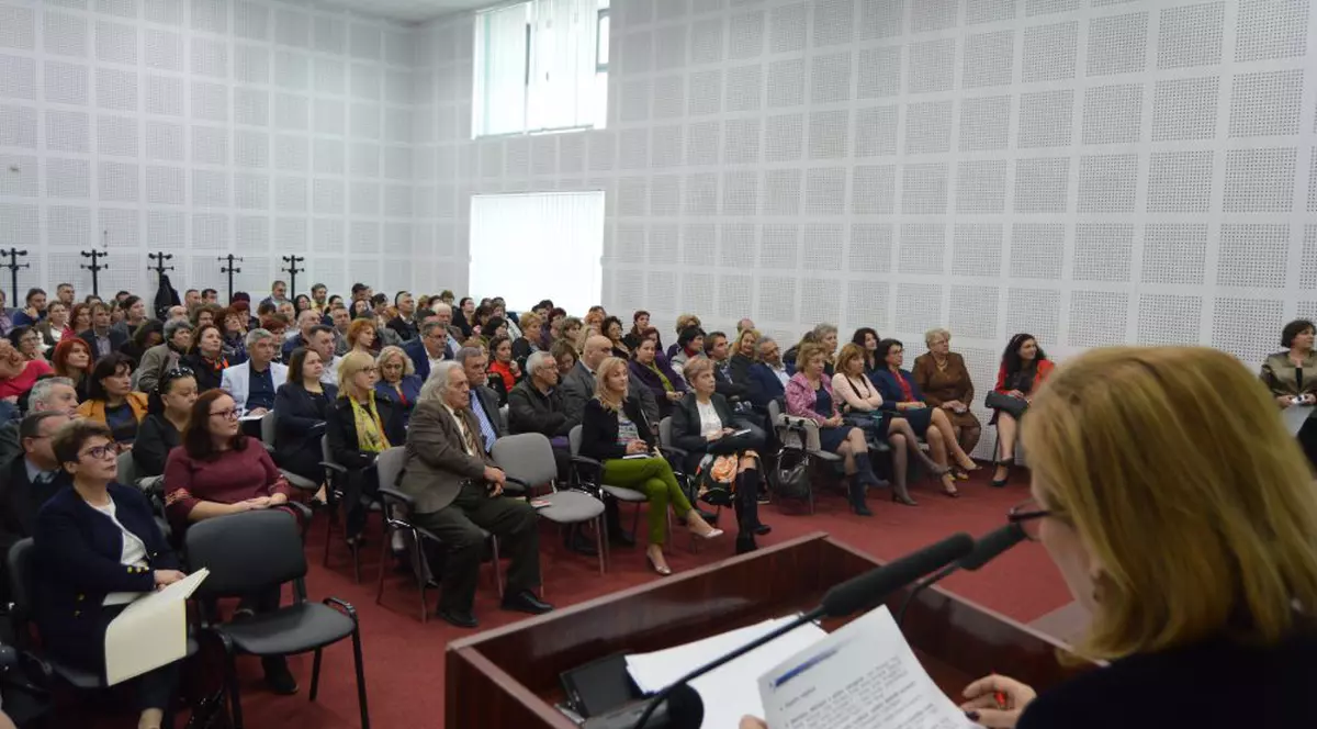 Ce le-a propus un șef PSD din Vaslui celor 200 de directori de școală din județ