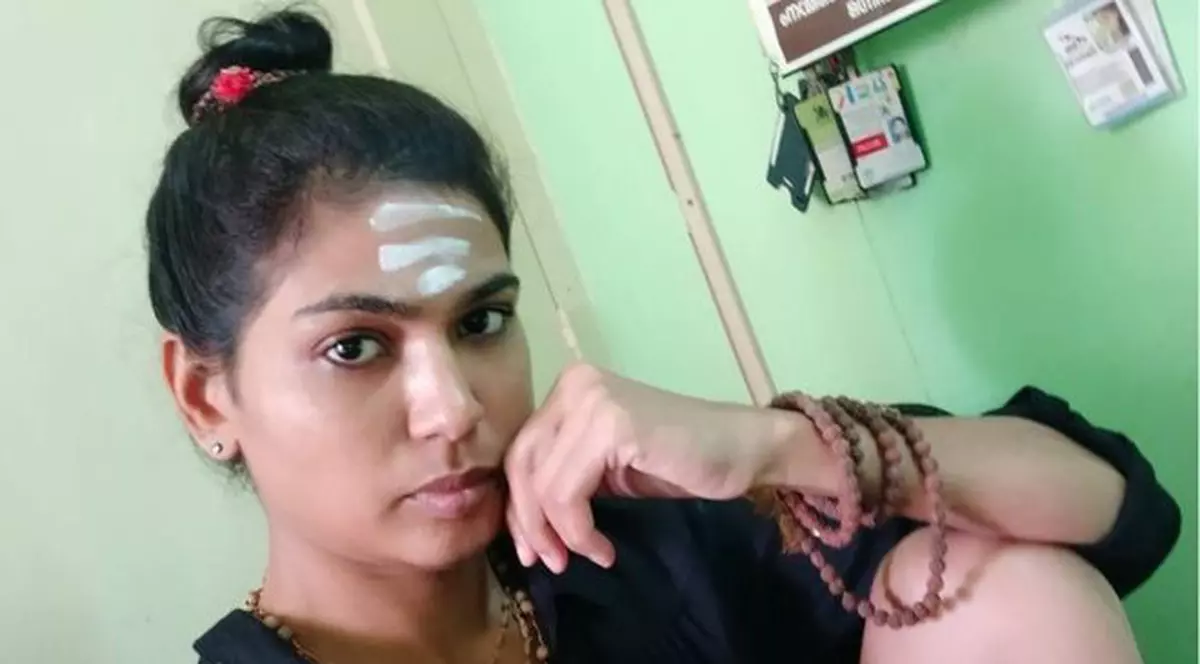 O tânără din India a fost arestată din cauza unui selfie considerat "indecent". Ce se vede în poză