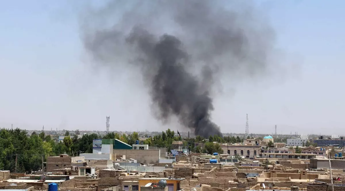 Atac sinucigaș în Kabul. Cel puțin 40 de persoane și-au pierdut viața