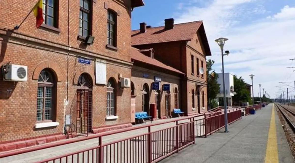 Femeie lovită mortal de tren, în stația CFR Murfatlar. Gara Murfatlar