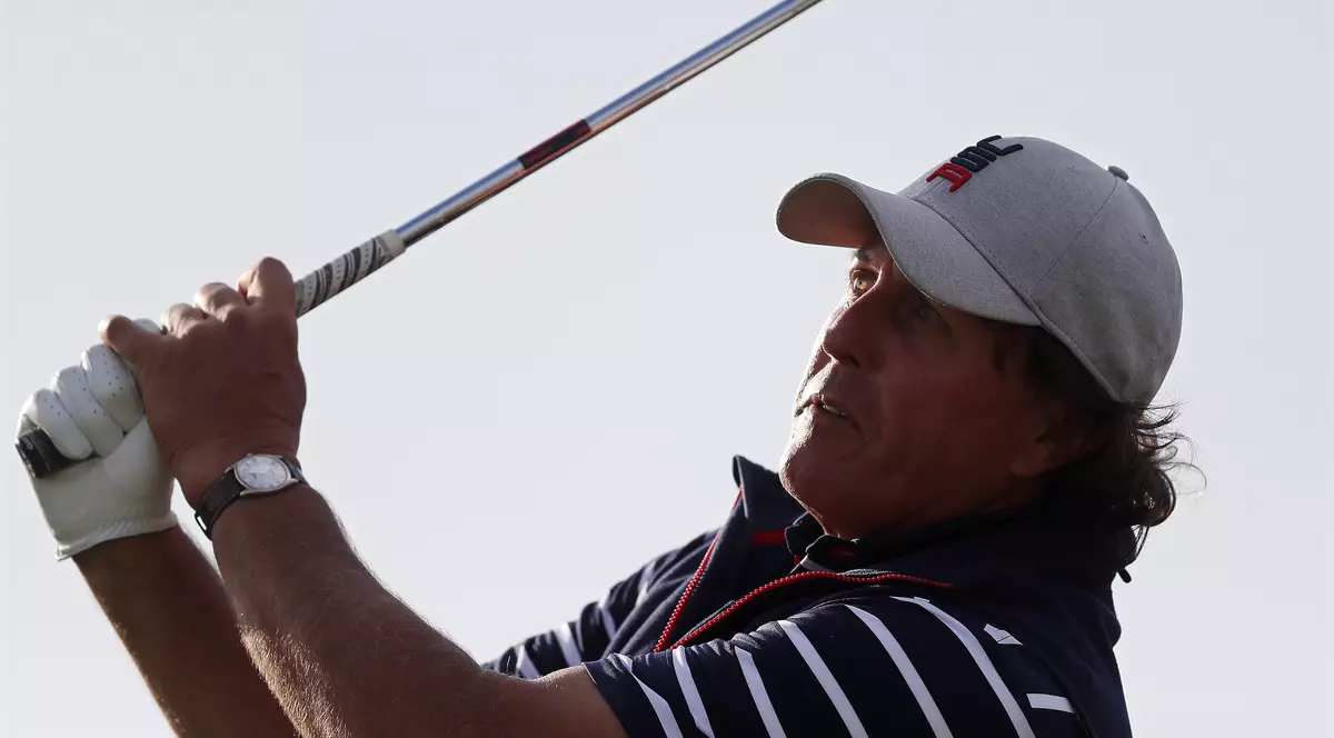 Pariul anului 2018 în sportul mondial: Phil Mickelson l-a bătut pe Tiger Woods și a câștigat 9.000.000 $