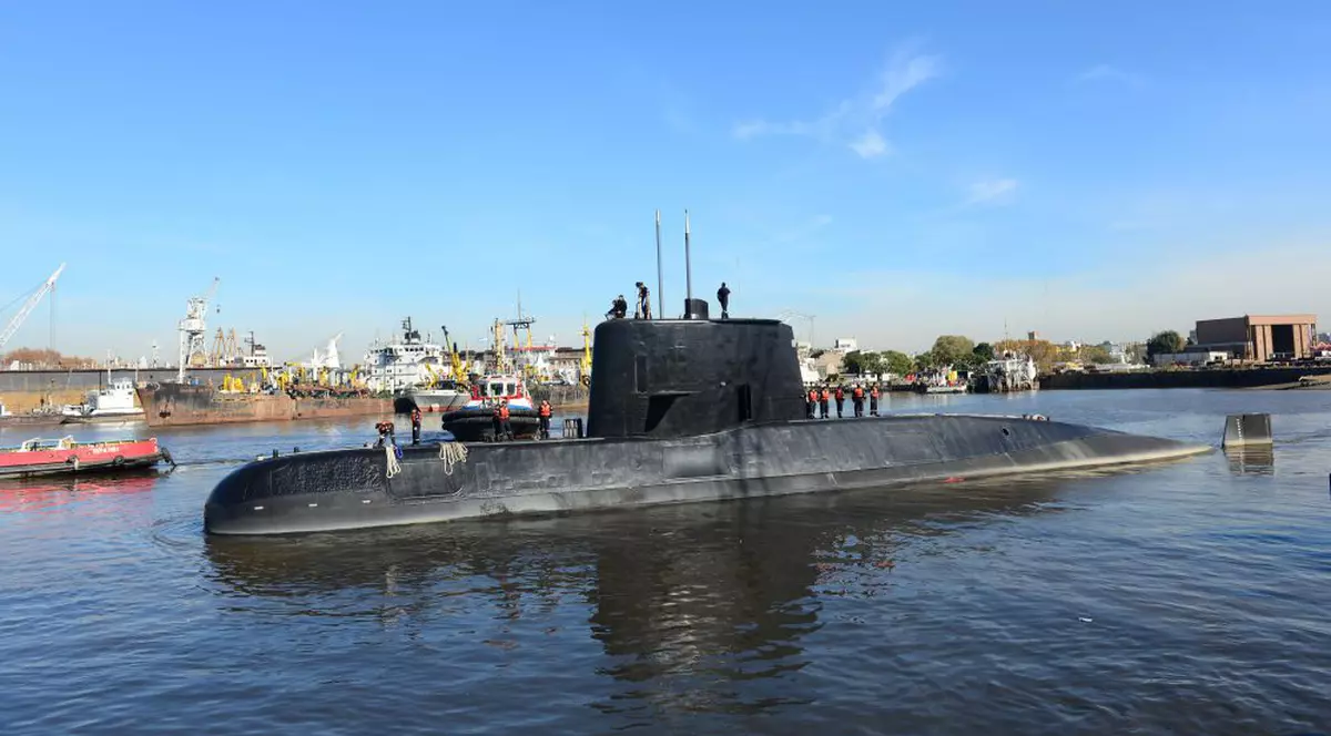 Un submarin care a dispărut anul trecut cu 44 de oameni la bord a fost localizat