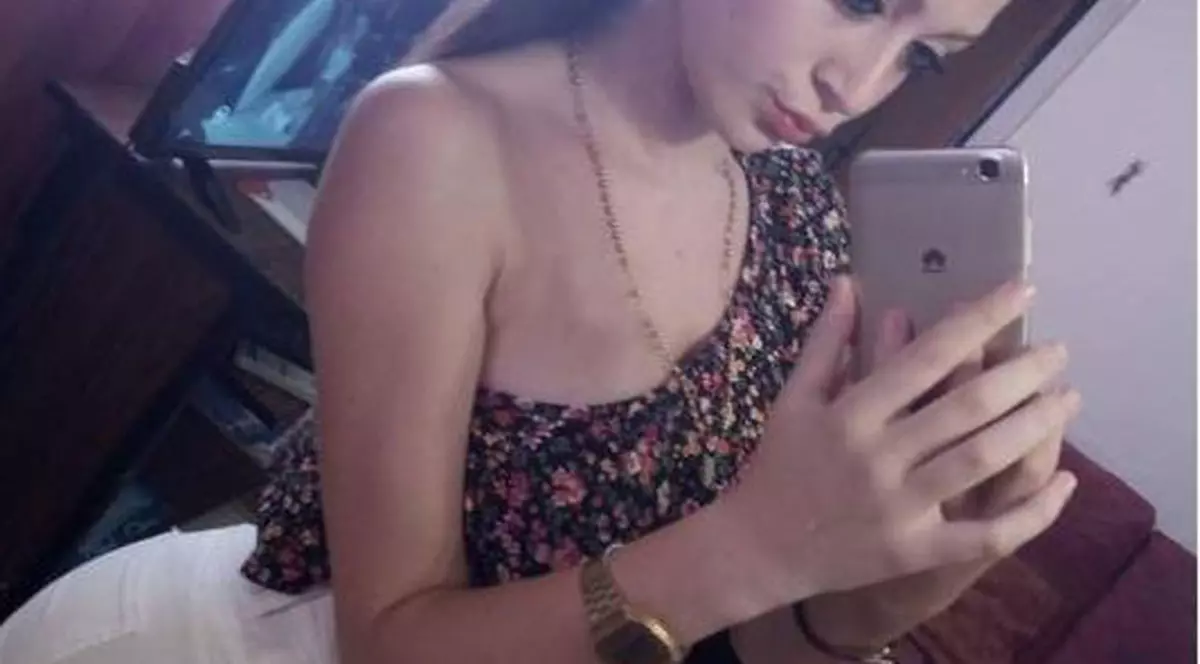 Tatăl fetei care a ucis-o pe Denisa în Spania este poliţist. Bărbatul și-a dus fiica în arest