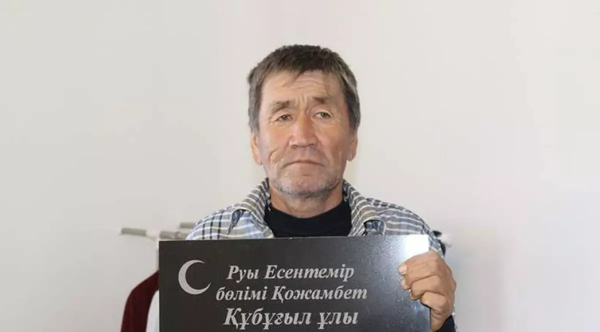 Un bărbat pe care familia îl credea mort s-a întors acasă, la 2 luni după înmormântare