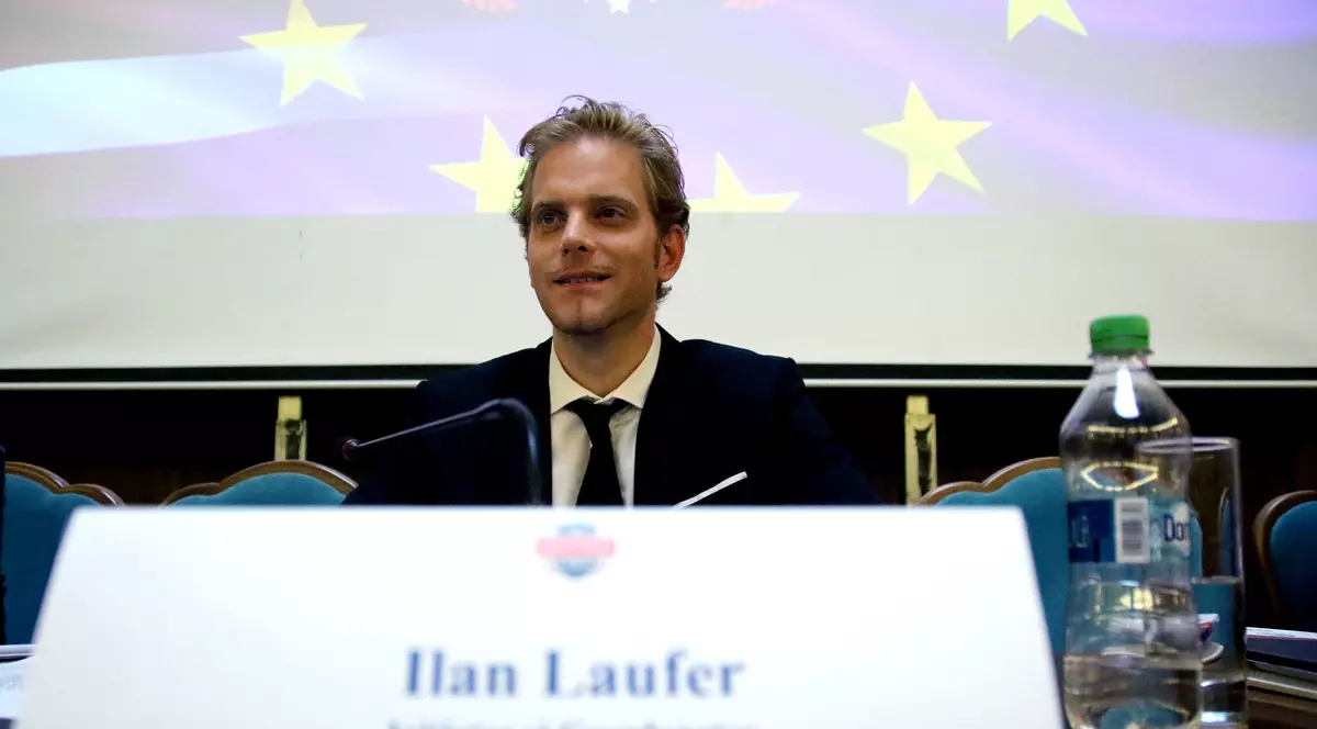 Ilan Laufer s-ar fi născut în Israel și nu în București la Polizu