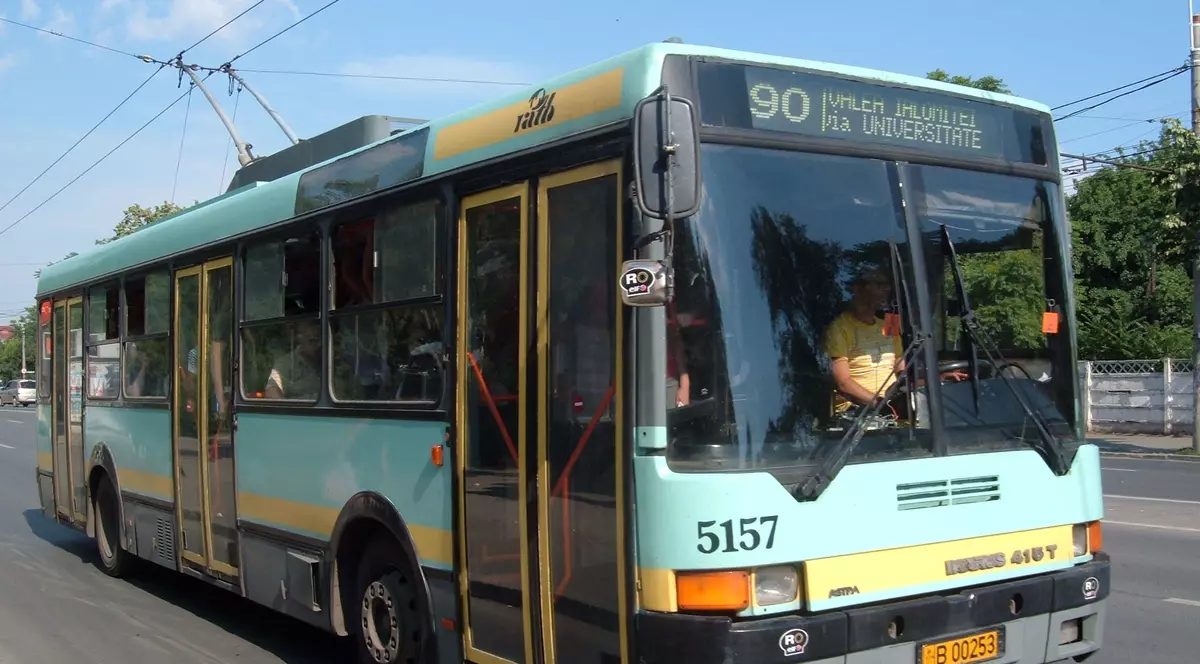 Modificări de trasee STB, în zona Arenei Naționale. Troleibuz pe linia 90