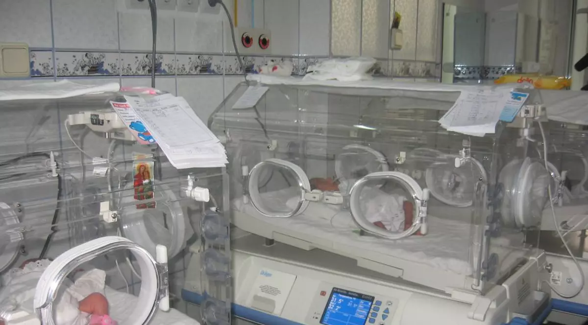 Maternitatea Giulești, în plin scandal privind bebelușii infectați cu stafilococ auriu: "Părinții să fie atenți cu acest dat în judecată, că va pleca personalul în străinătate"