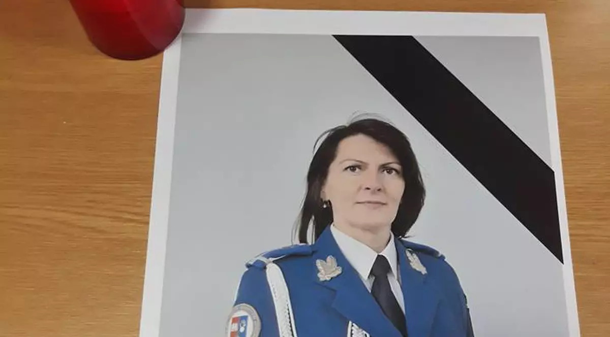 Mesajul sfâșietor al Jandarmilor din Fălticeni pentru colega lor spulberată pe trecere cu bebelușul în cărucior