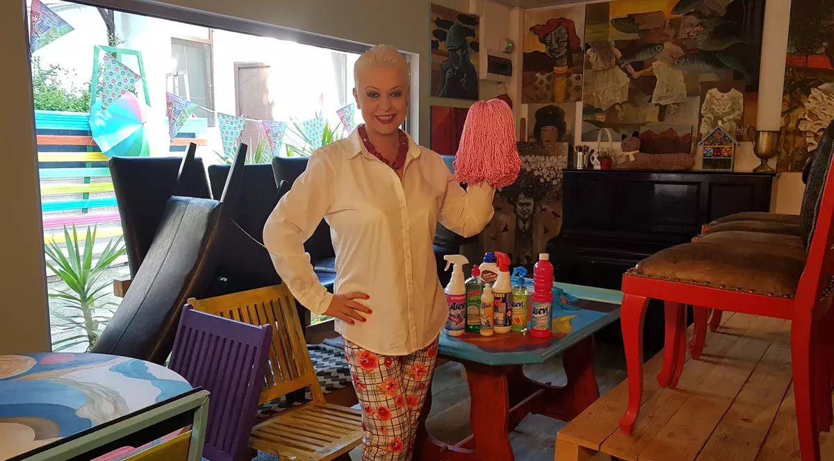 Monica Anghel are probleme după ce a slăbit aproape 30 de kilograme