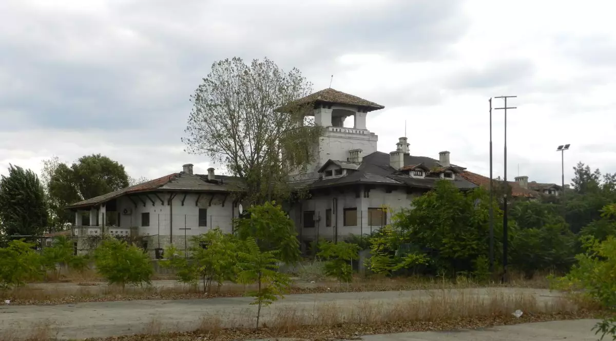 Ministerul Culturii cere anularea vânzării unui monument istoric pentru că a fost tranzacționat fără acordul statului! Palatul Reginei Maria din Mamaia se poate întoarce la comunitate