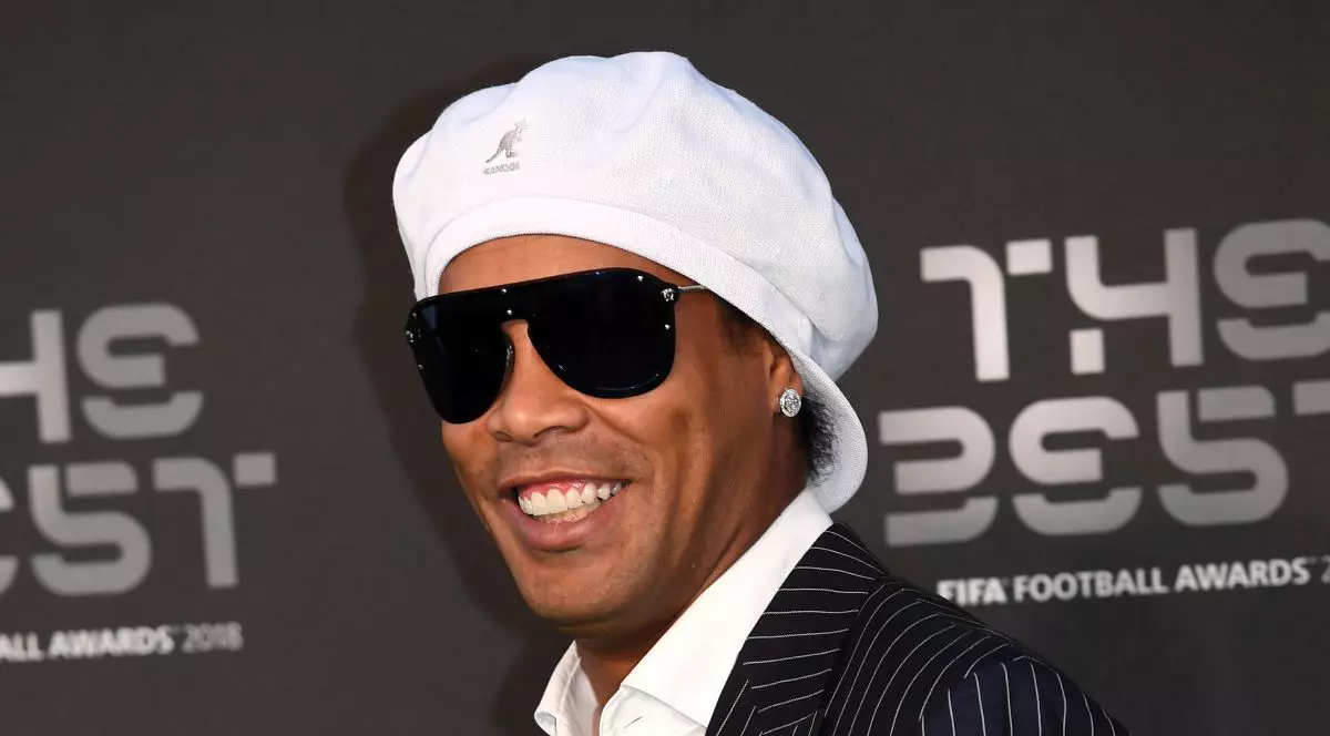 Suma incredibilă pe care o are Ronaldinho în conturi
