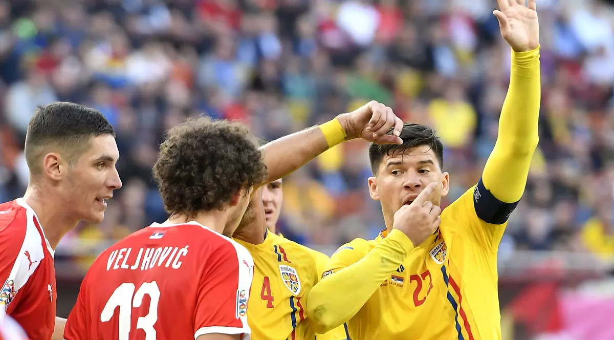 Săpunaru, Mister Penalty. Fundașul naționalei a comis-o în Muntenegru, la fel ca în Polonia