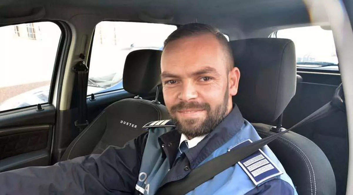 Cine este poliţistul din Bihor care anunță pe Facebook unde este amplasat radarul