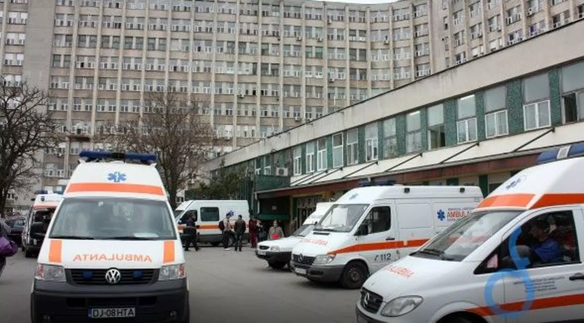 Gândacii au invadat Spitalul de Urgență din Craiova pentru a doua oară în ultimele luni