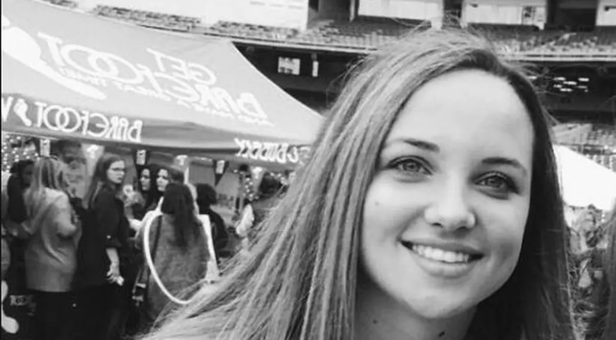Ce a pățit o tânără după ce le-a spus părinților că este lesbiană