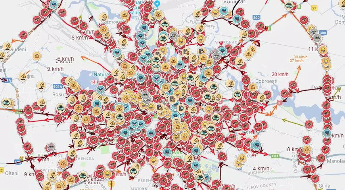 Cum a arătat traficul din București, după prima ninsoare din sezon. Gabriela Firea, împotriva șoferilor care ”folosesc mașina pe post de umbrelă”