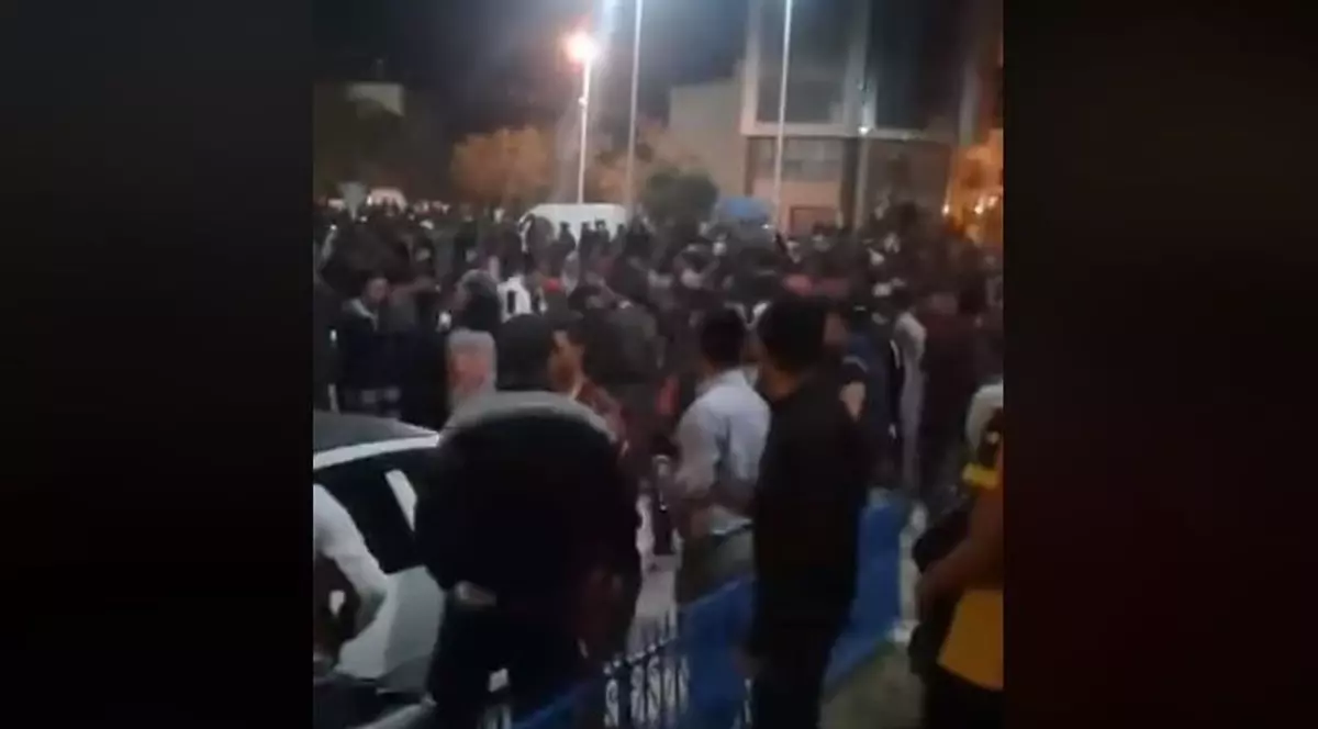 Un șofer beat a intrat cu mașina în oamenii care sărbătoreau în stradă victoria unei echipe de fotbal din Tunisia