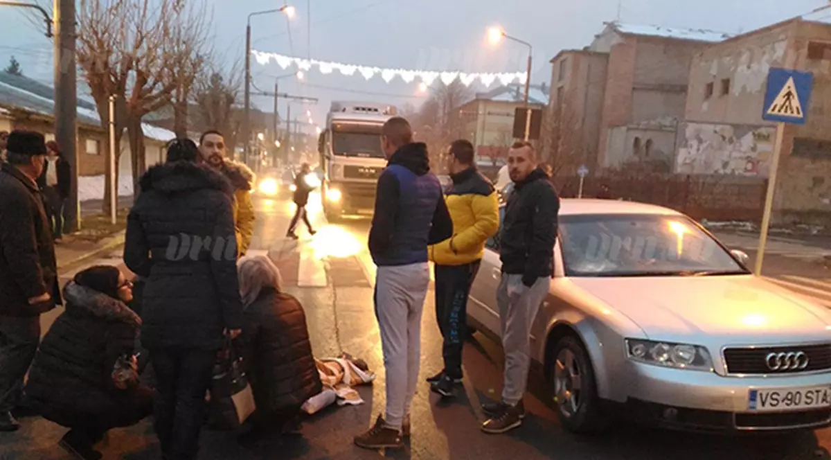 Tânără din Vaslui, lovită de o mașină pe trecerea de pietoni. Accident pe trecerea de pietoni, în Vaslui