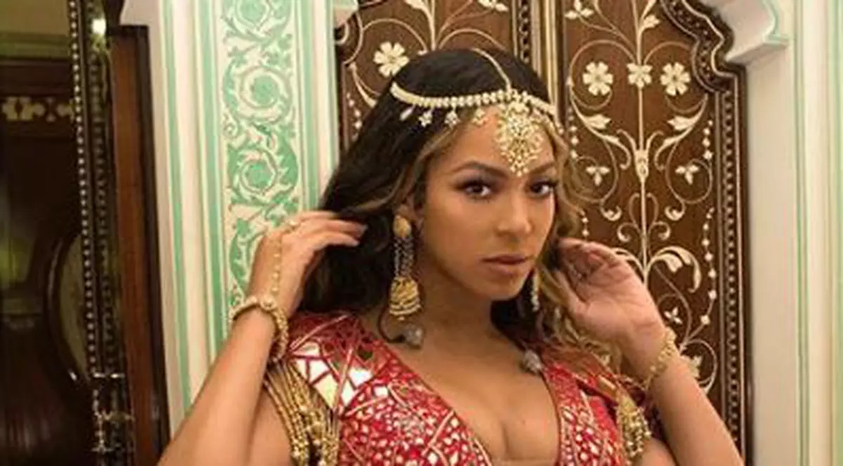 Beyonce, apariție de senzație la nunta fiicei celui mai bogat om din India