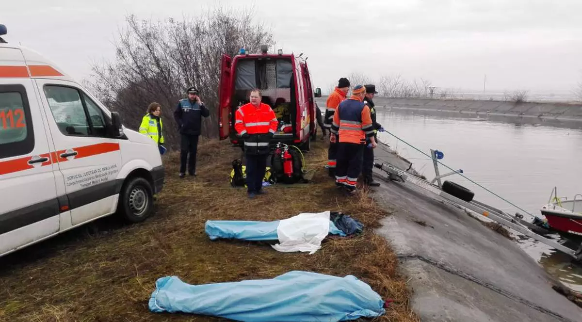 Fata care s-a aruncat în râul Bistrița a fost violată. Cadavre pe malul râului Bistrița
