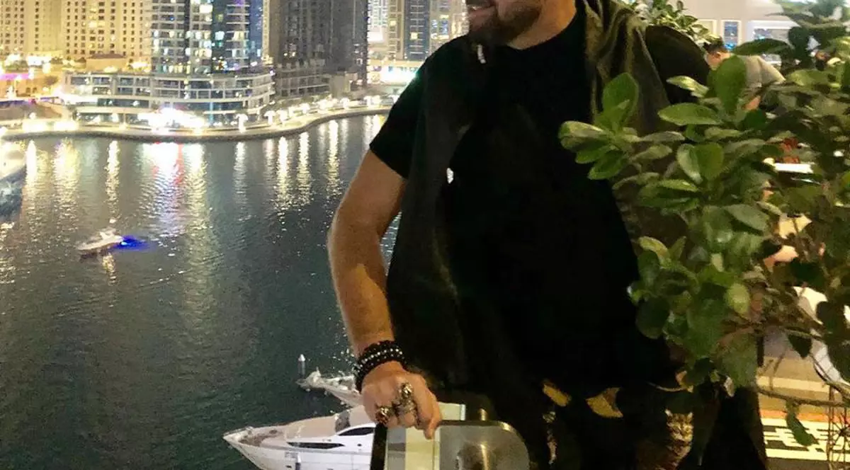 Ce a răspuns Cătălin Botezatu când a fost întrebat câți bani a cheltuit pe cadourile de Crăciun