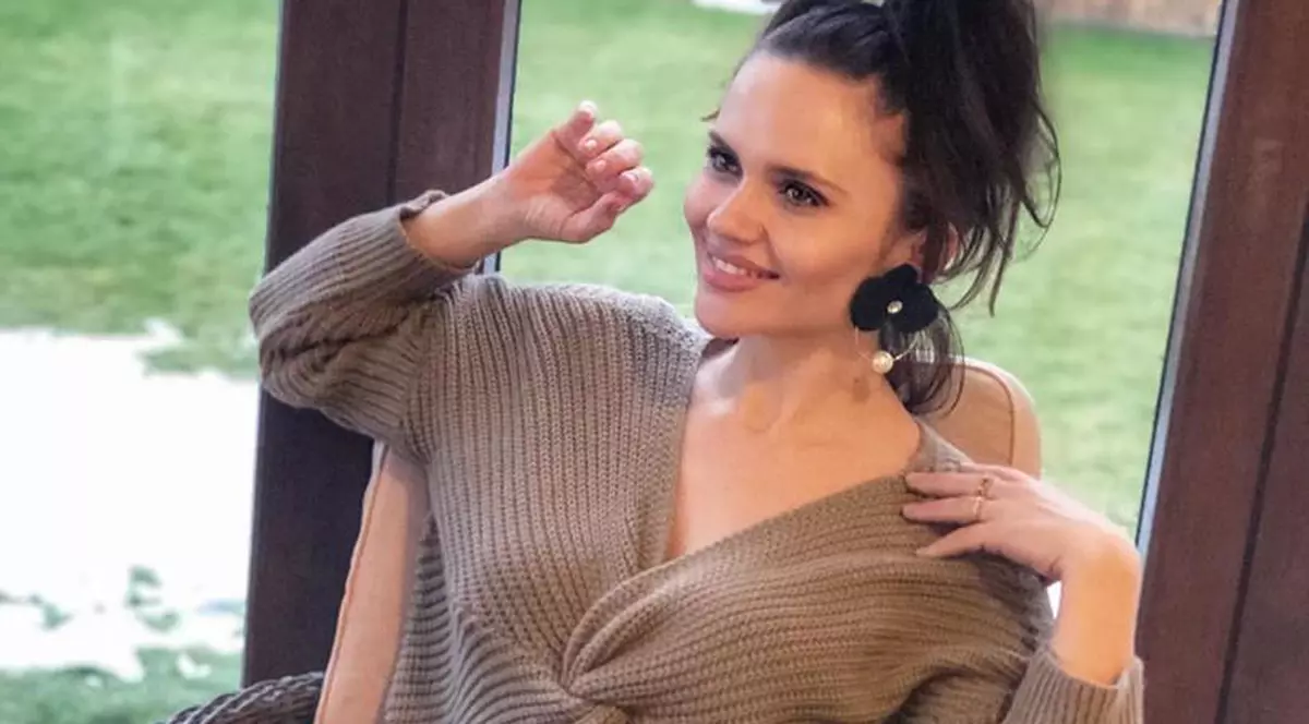 Cristina Șișcanu își pregătește fiica de sărbători. Ce reacții a provocat cu ținuta aleasă pentru micuță