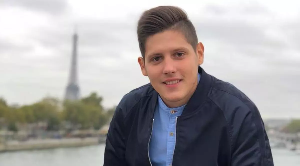 Dan Mădălin Pavel, românul care inventează neologisme pentru Guvernul francezDan Mădălin Pavel, românul care inventează neologisme pentru Guvernul francez