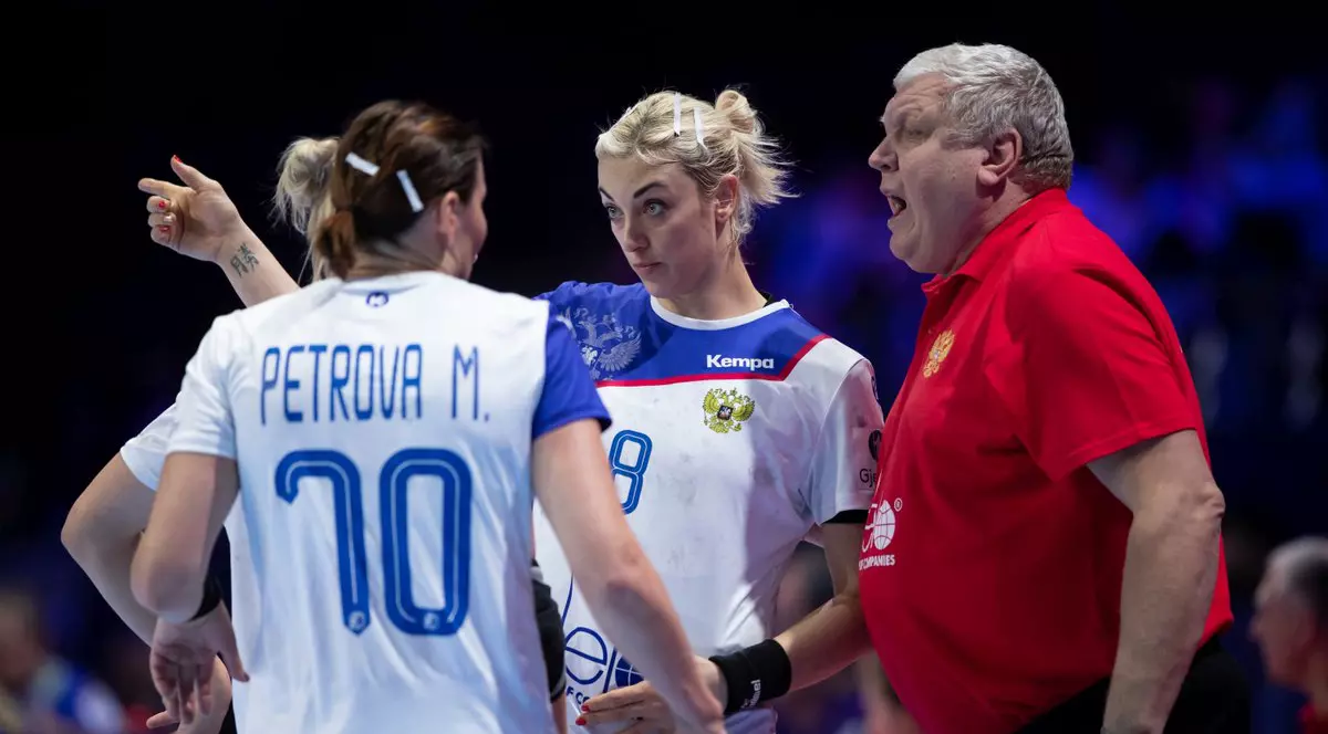 Cinci handbaliste din naționala Rusiei sunt în doliu înaintea semifinalei cu România